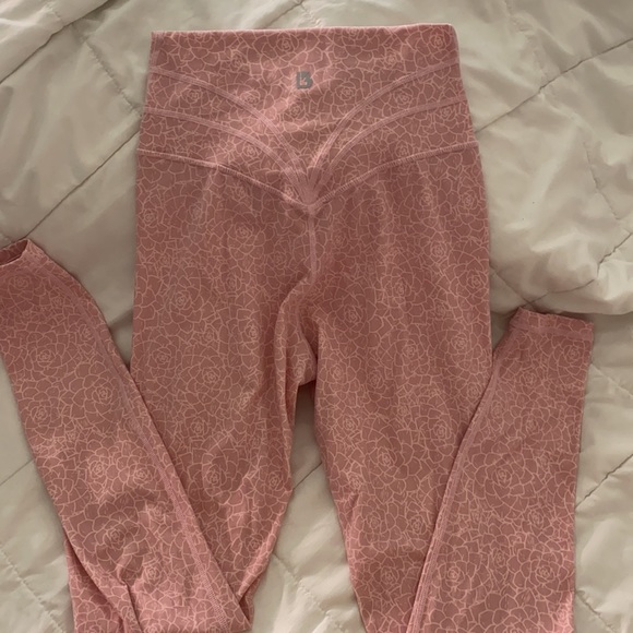 BuffBunny Bloom Collection Leggings - Picture 3 of 4